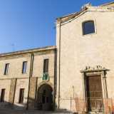 L�ex convento, ubicato in via Pier l�Eremita e oggi sede dei restauratori della Soprintendenza e comprende anche una chiesa trecentesca riaperta il 12 dicembre scorso dopo un lungo restauro